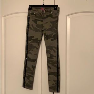 Camo pants